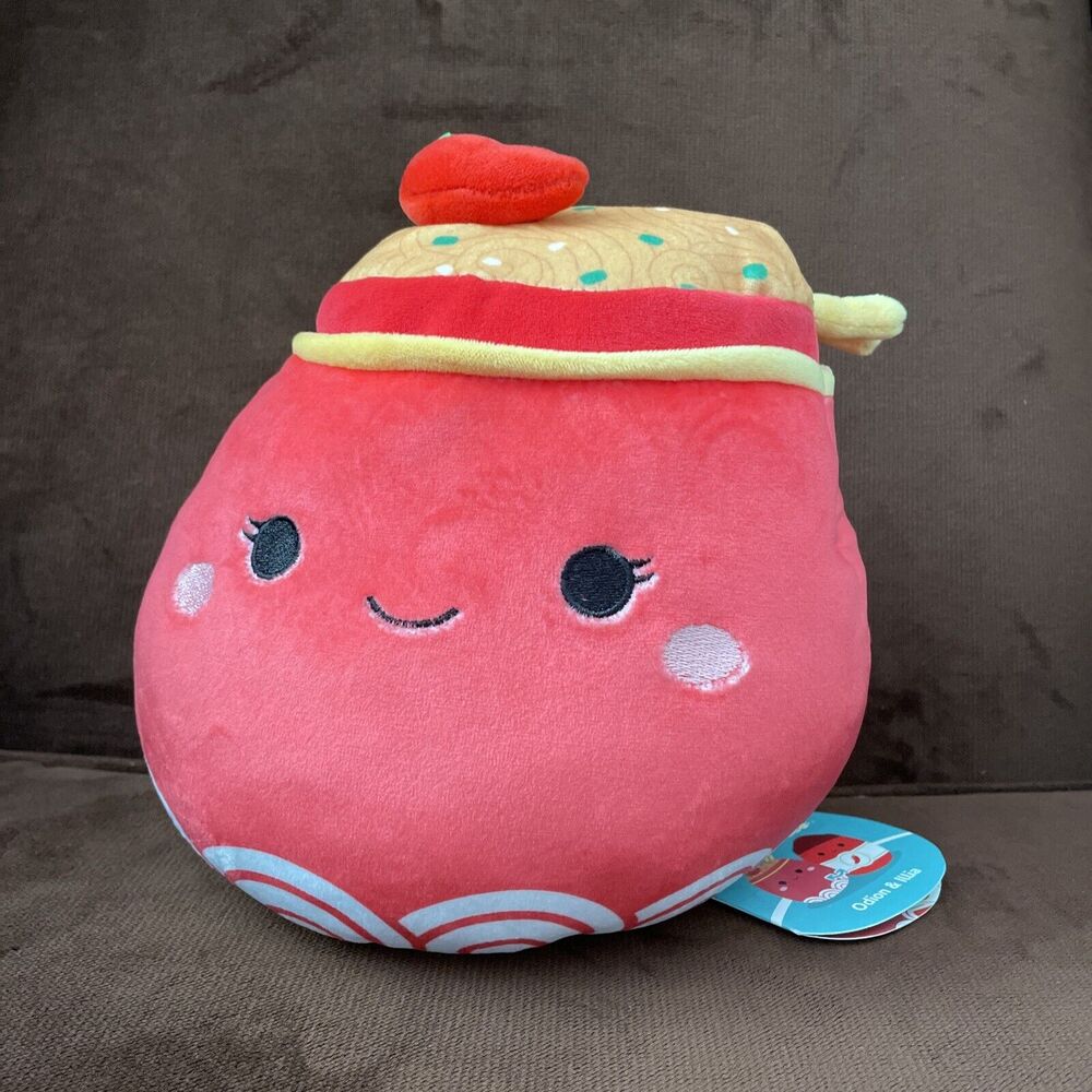 Squishmallows Flipamallows Reversible Odion Spicy Noodles Illia Hot Sauce 8”